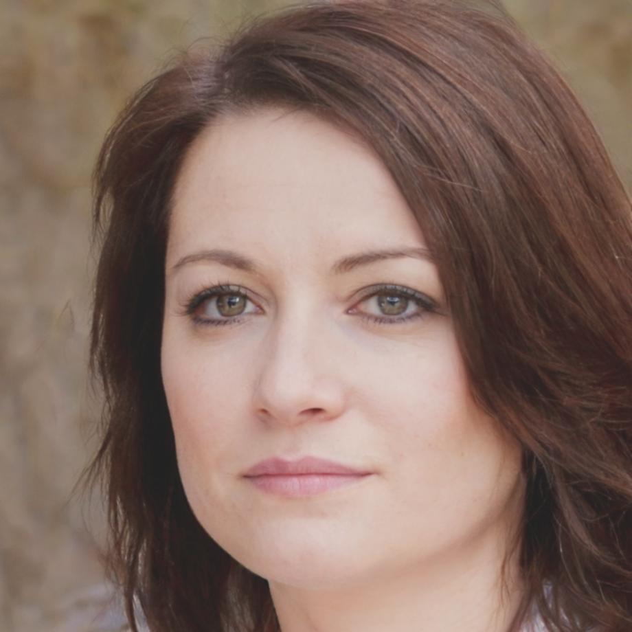 Natalka Moroz - International student graduate